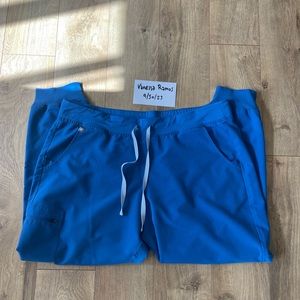 Figs Zamora Joggers
Women’s Size XXL (2X) Regular Length
Royal Blue